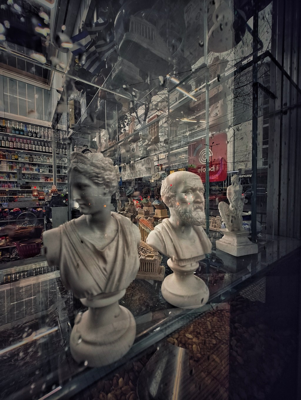 A short photographic walk through&nbsp;Athens